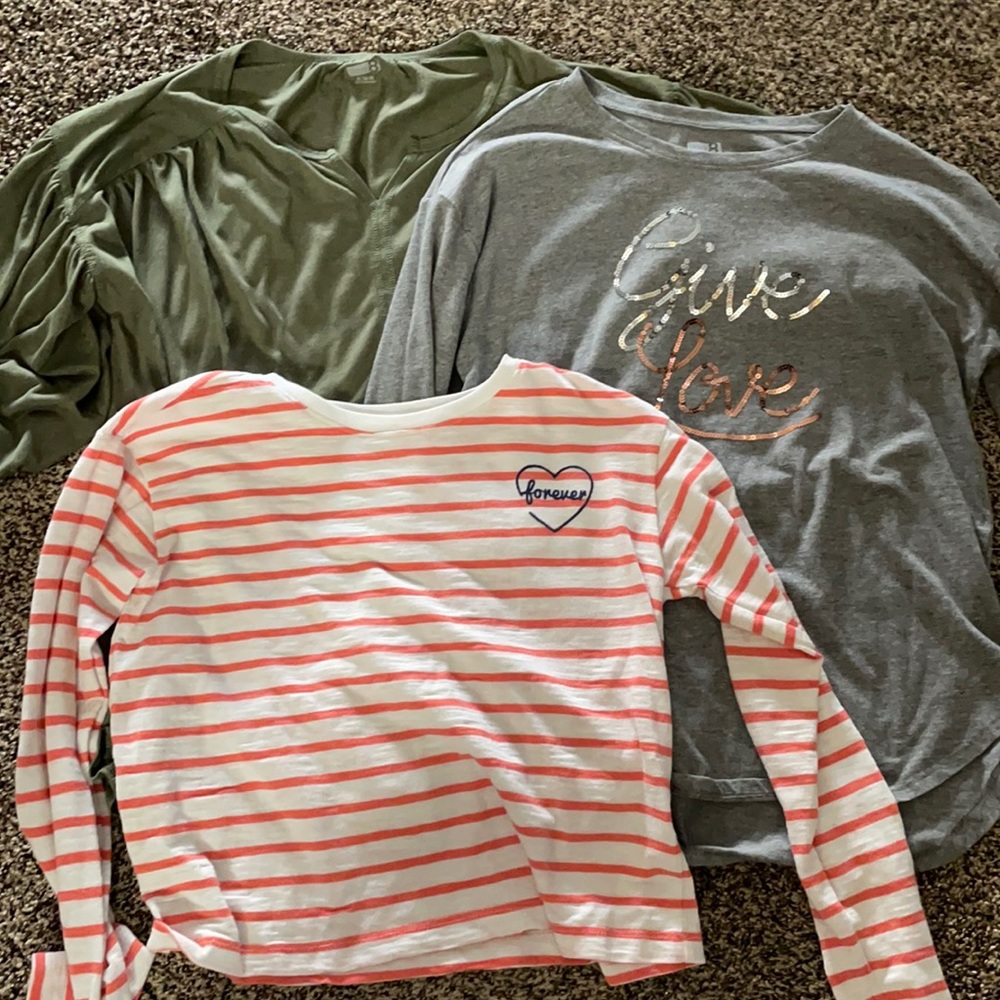 Set of CrAZy 8 shirts!